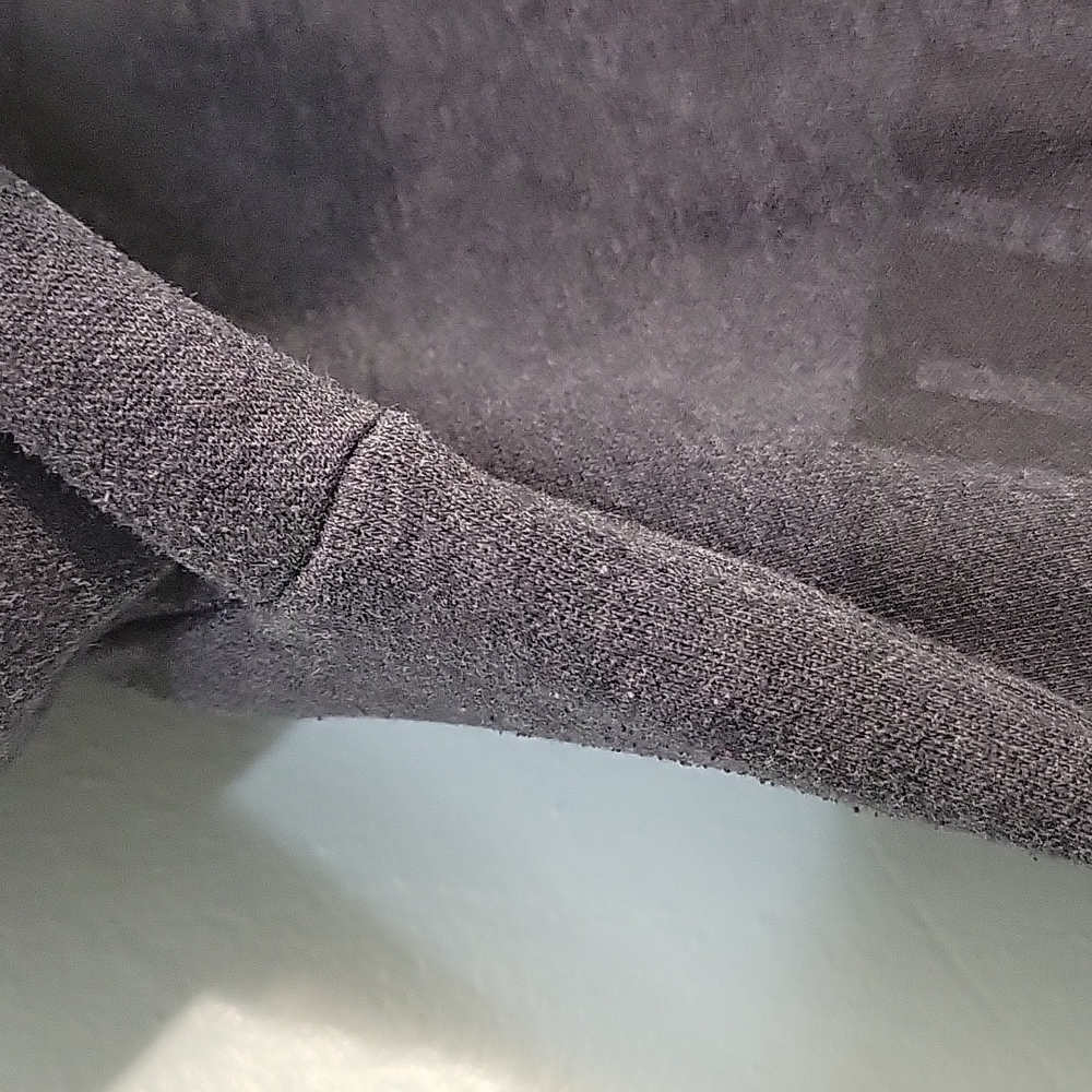 Puma Sweatshirt Size XL - Picture 2 of 4